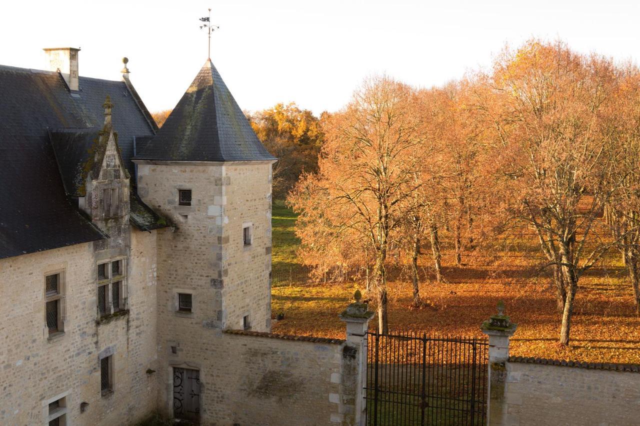 Chateau De Bois Charmant Les Nouillers Exterior foto